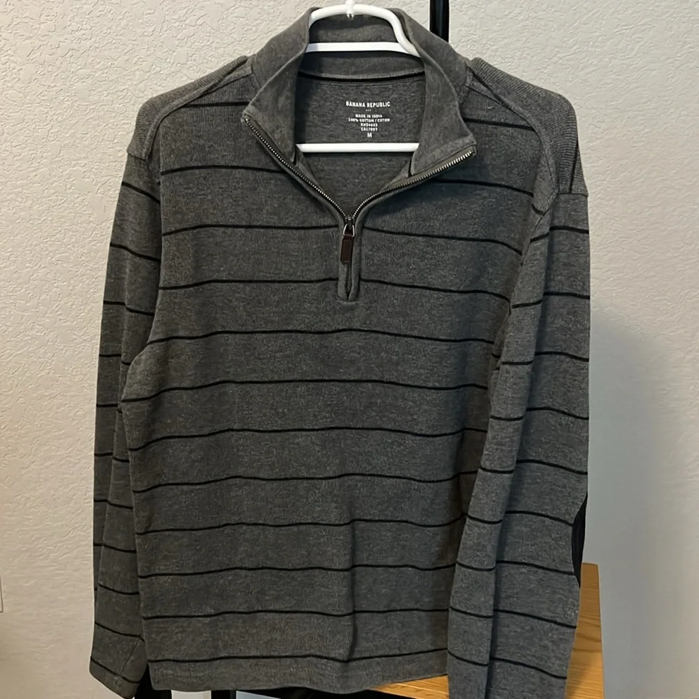 Banana Republic Sweater Mens Medium 1/4 Zip Gray & Black w/ Elbow Patches